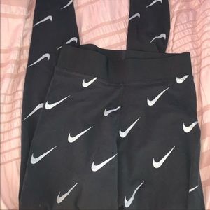 Nike leggings